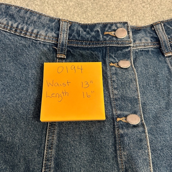 Divided by H&M Denim Flare Button-down Skirt Size 2 - Picture 5 of 6